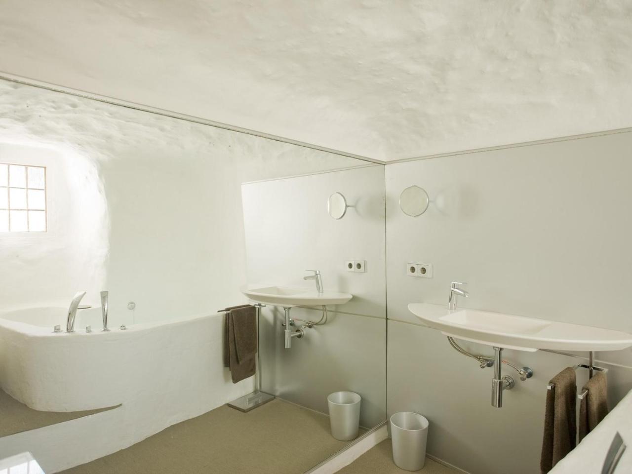 Apartment Cueva De La Muralla Sacromonte Granada